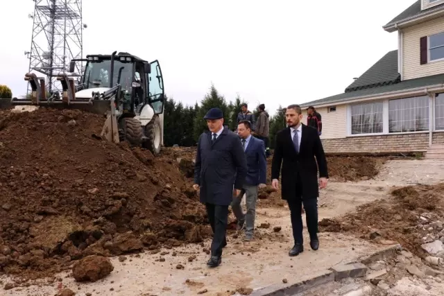 Başkan Özlü projeleri yakından takip ediyor Başkan Özlü projeleri yakından takip ediyor