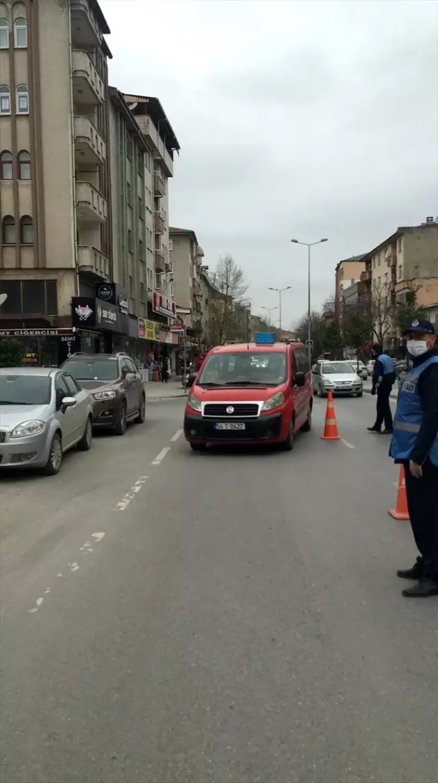 Büyükşehir Belediyesi zabıta ekiplerinden koronavirüs denetimi Büyükşehir Belediyesi zabıta ekiplerinden koronavirüs denetimi