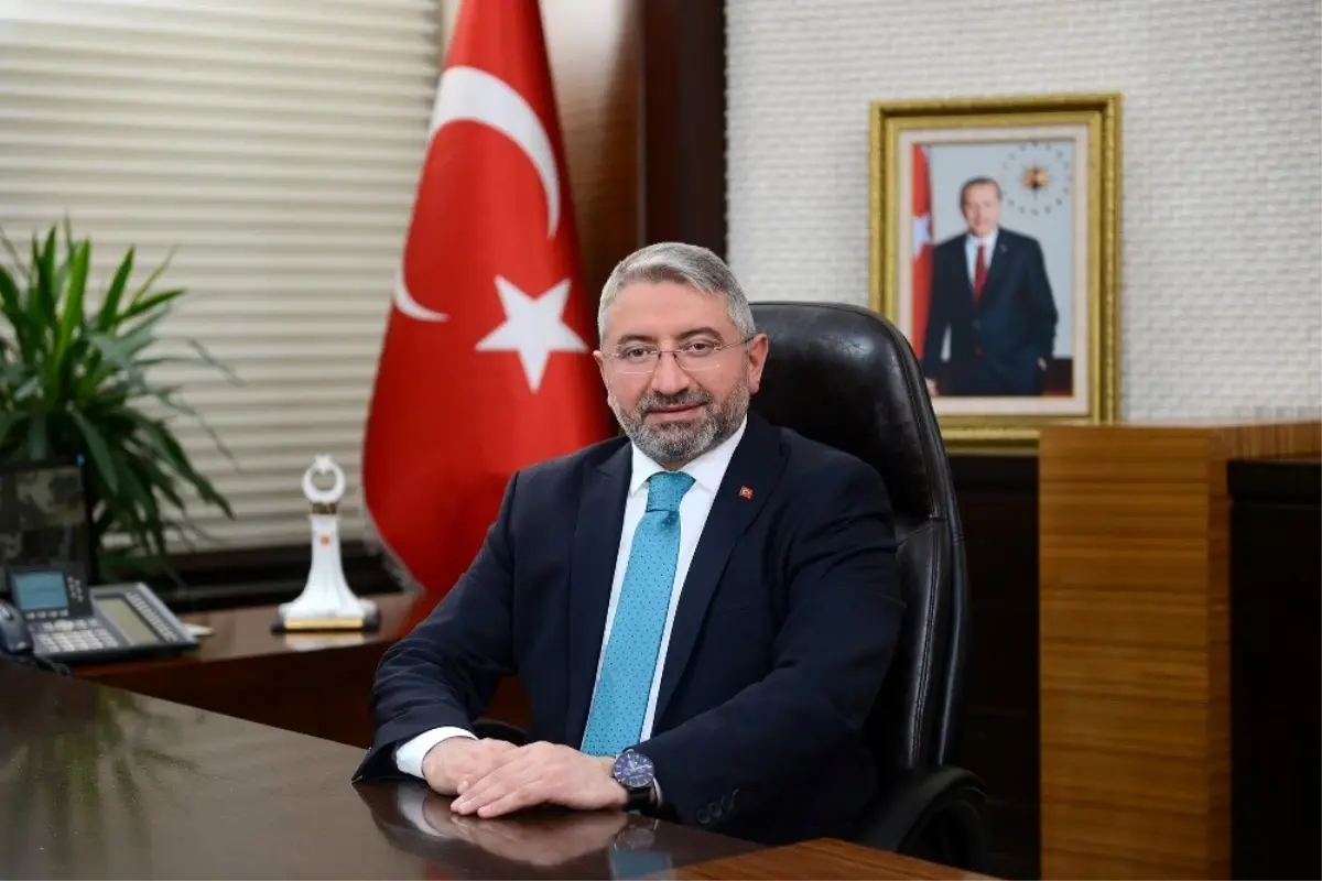 Çöp kamyonları ve konteynırlar her gün yıkanıp dezenfekte ediyor