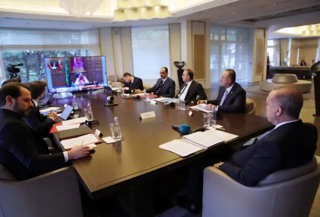 Cumhurbaşkanı Erdoğan G20 Zirvesine video konferansla katıldı