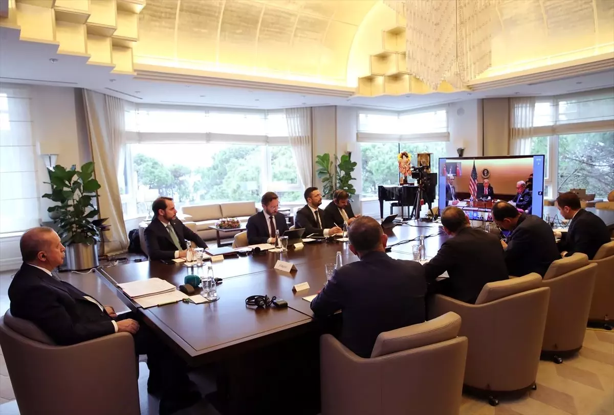 Cumhurbaşkanı Erdoğan, video konferansla G20 Liderler Olağanüstü Zirvesi’ne katıldı