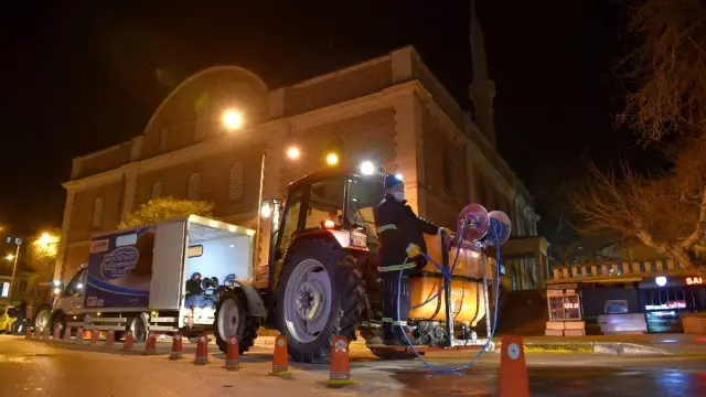 Dinçer Orkan: 'Zorunlu olmadıkça evden çıkmayın' Dinçer Orkan: 'Zorunlu olmadıkça evden çıkmayın'