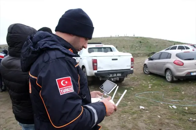 Edirne'de kayıp kişinin cesedi bulundu Edirne'de kayıp kişinin cesedi bulundu