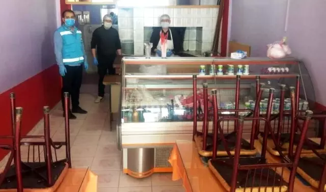 Hisarcık'ta gıda üretimi yapılan iş yerleri Korona virüs konusunda bilgilendirildi Hisarcık'ta gıda üretimi yapılan iş yerleri Korona virüs konusunda bilgilendirildi