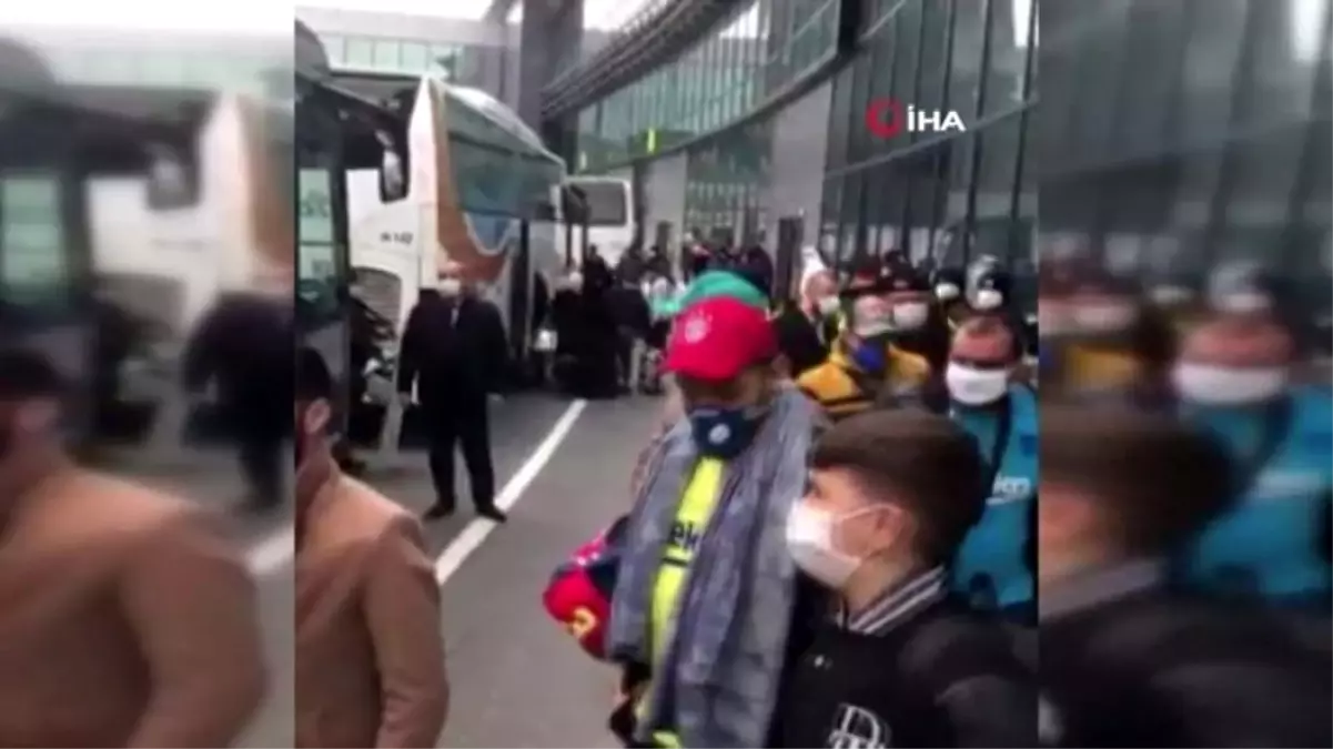 İstanbul Havalimanı'nda bekleyen Cezayirliler, karantina için Karabük'e gönderiliyor