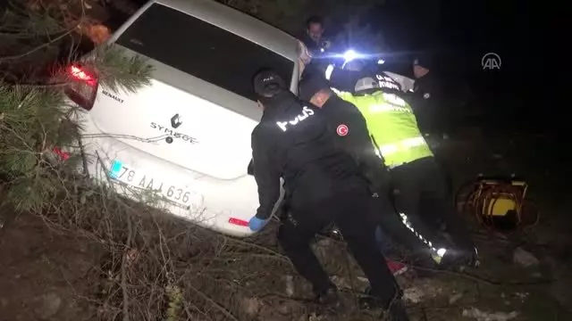 Karabük'te otomobil devrildi: 1 ölü, 3 yaralı