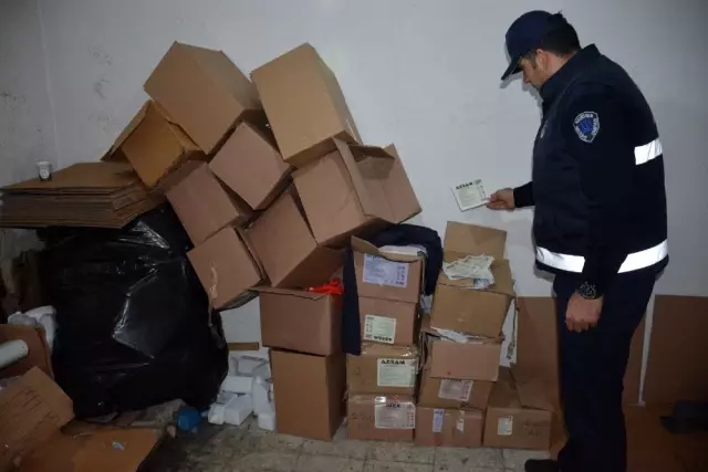 Keçiören'de 3 ton sahte dezenfektan ele geçirildi Keçiören'de 3 ton sahte dezenfektan ele geçirildi