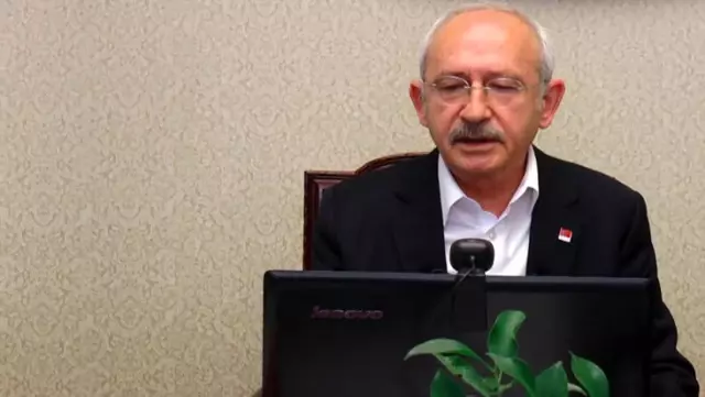Kılıçdaroğlu'ndan siyasi parti liderlerine 13 maddelik koronavirüs mektubu Kılıçdaroğlu'ndan siyasi parti liderlerine 13 maddelik koronavirüs mektubu