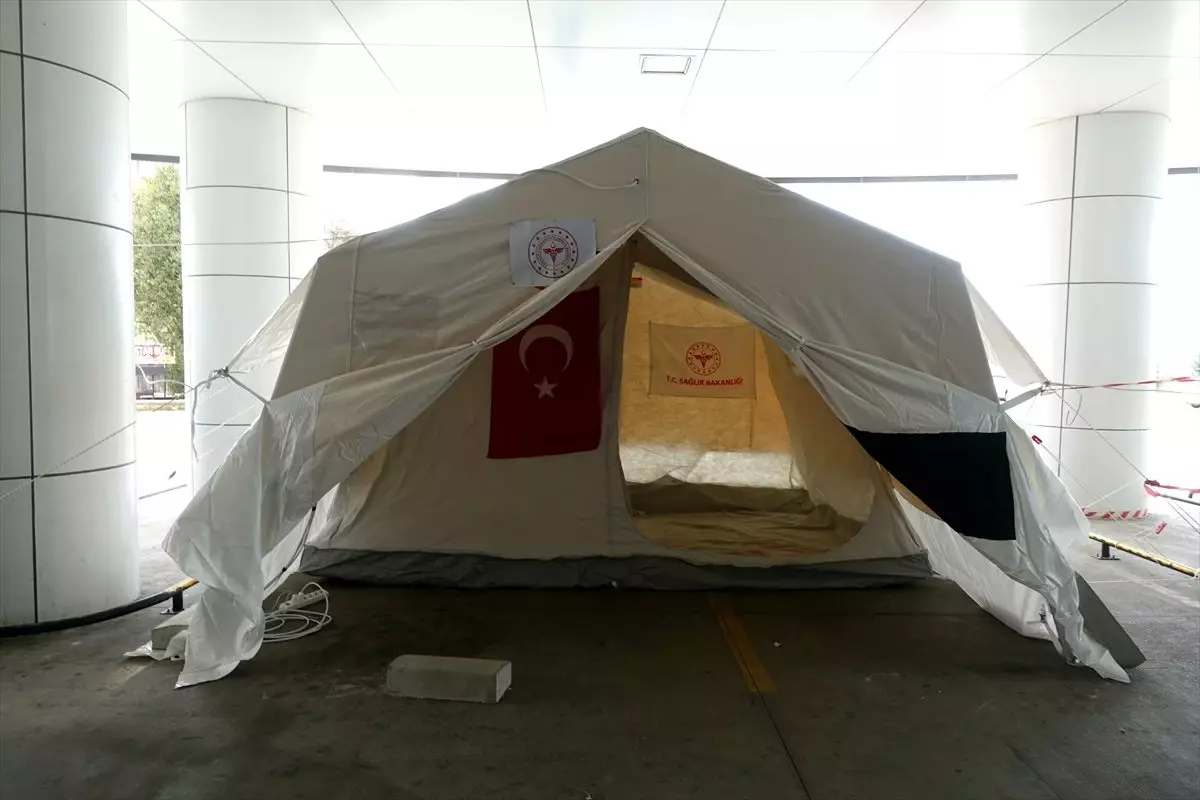 Kırklareli'nde koronavirüs tespitinde ilk değerlendirme AFAD çadırlarında yapılacak