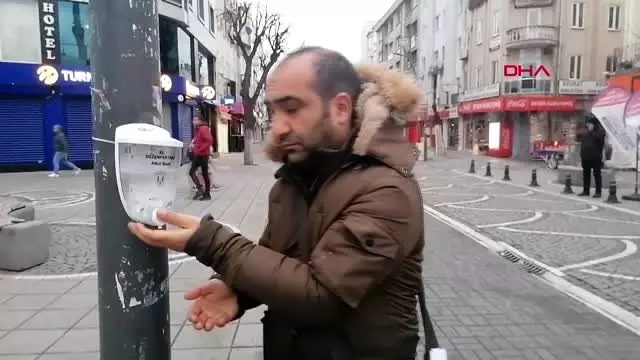 KIRKLARELİ Sokaktaki el dezenfektanlarına zarar veren çocuklar, serbest KIRKLARELİ Sokaktaki el dezenfektanlarına zarar veren çocuklar, serbest