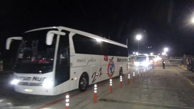 KKTC'den gelen öğrenci ve tır şoförleri karantina altına alındı KKTC'den gelen öğrenci ve tır şoförleri karantina altına alındı