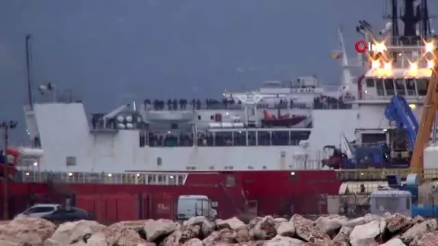 KKTC'den gelen öğrenci ve tır şoförleri karantina altına alındı KKTC'den gelen öğrenci ve tır şoförleri karantina altına alındı