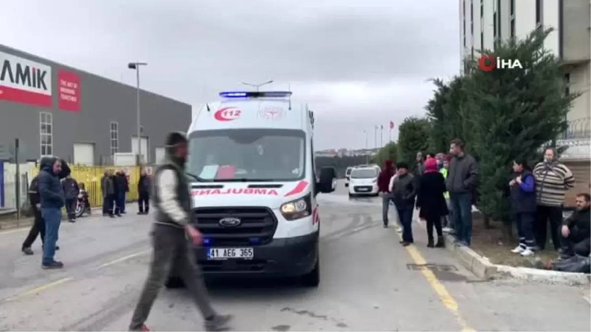 Kocaeli’de kompozit fabrikasında yangın