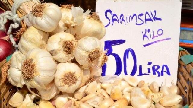 Koronavirüse kalkan olan limon, sarımsak ve zencefilin fiyatında %50'lik artış oldu