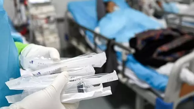 Koronavirüsün Türkiye'de yayılımına dair 3 senaryo! Etkin tedbirlerle salgın nisan sonunda kontrol altına alınabilir