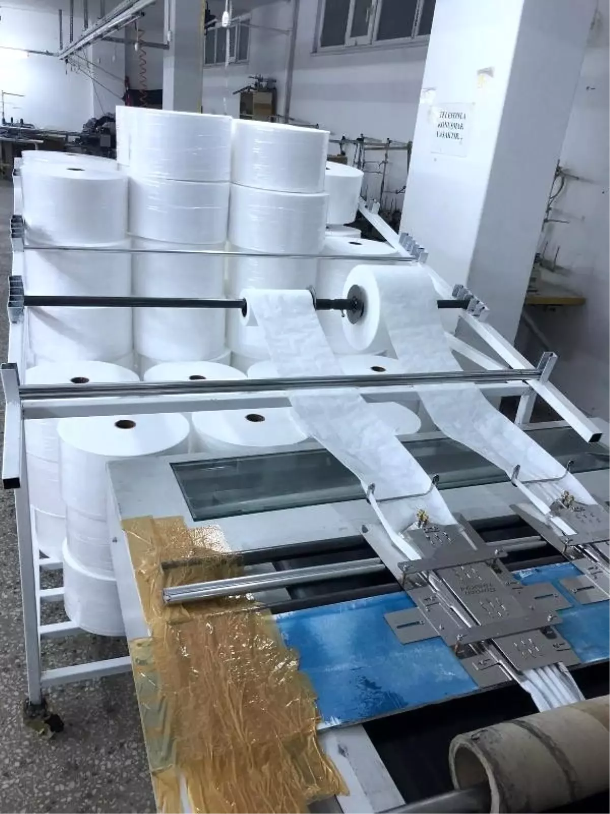 Küçükçekmece ve Bağcılar'da sahte maske üretenlere operasyon