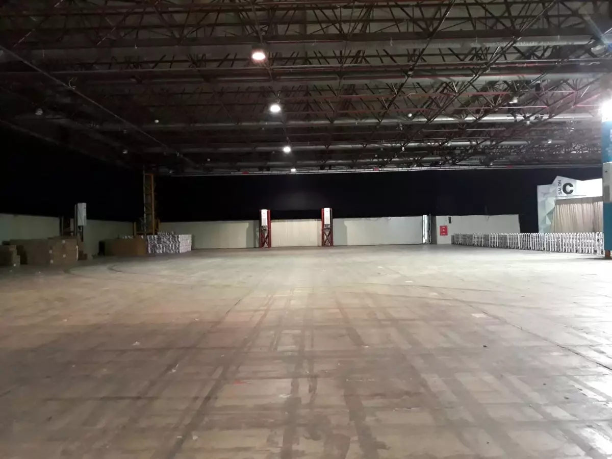 Lojistik merkezi deposu Uluslararası Fuar Merkezi'nde olacak