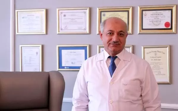 Prof. Dr. Çapar: Koronavirüs, hamile kadınlarda düşüğe neden olabilir Prof. Dr. Çapar: Koronavirüs, hamile kadınlarda düşüğe neden olabilir