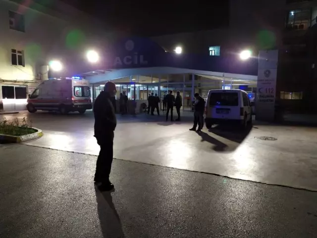 Rapor verilip evine gönderilen koronavirüs şüphelisini, ekipler yoldan çevirdi Rapor verilip evine gönderilen koronavirüs şüphelisini, ekipler yoldan çevirdi