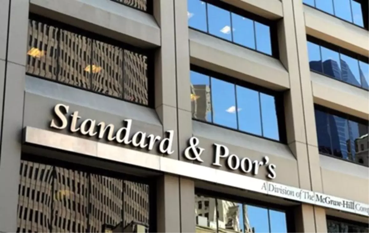 S&P'den Euro Bölgesi ve İngiltere için resesyon uyarısı