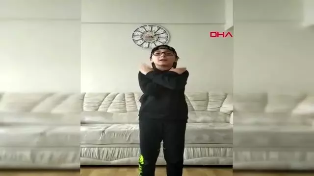 SAKARYA Efe Alp'ten koronavirüse karşı rap şarkı SAKARYA Efe Alp'ten koronavirüse karşı rap şarkı