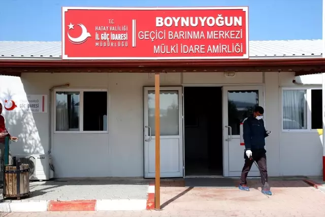 Sığınmacıların kaldığı geçici barınma merkezlerinde Kovid-19 tedbirleri Sığınmacıların kaldığı geçici barınma merkezlerinde Kovid-19 tedbirleri