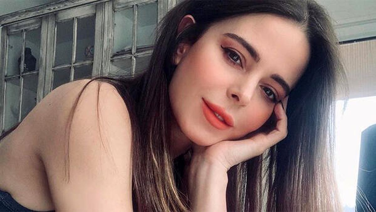 Simge Sağın müjdeyi verdi: Yeni şarkılar yolda