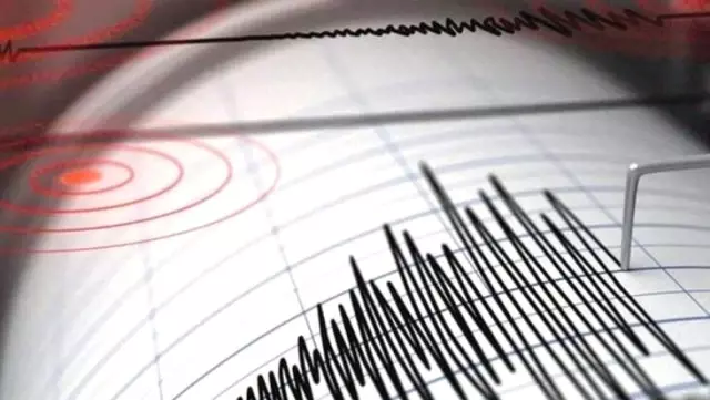Son dakika: Van sınırında 4.4 büyüklüğünde bir deprem meydana geldi