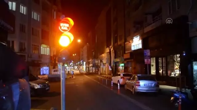 Trafik ışıklarıyla 'Evde kal' çağrısı - KIRKLARELİ