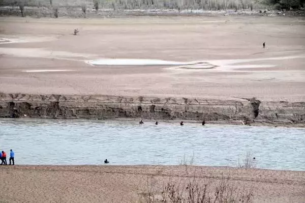 Tunceli'de kayıp uzman çavuş ve Gülistan'dan bugün de iz yok