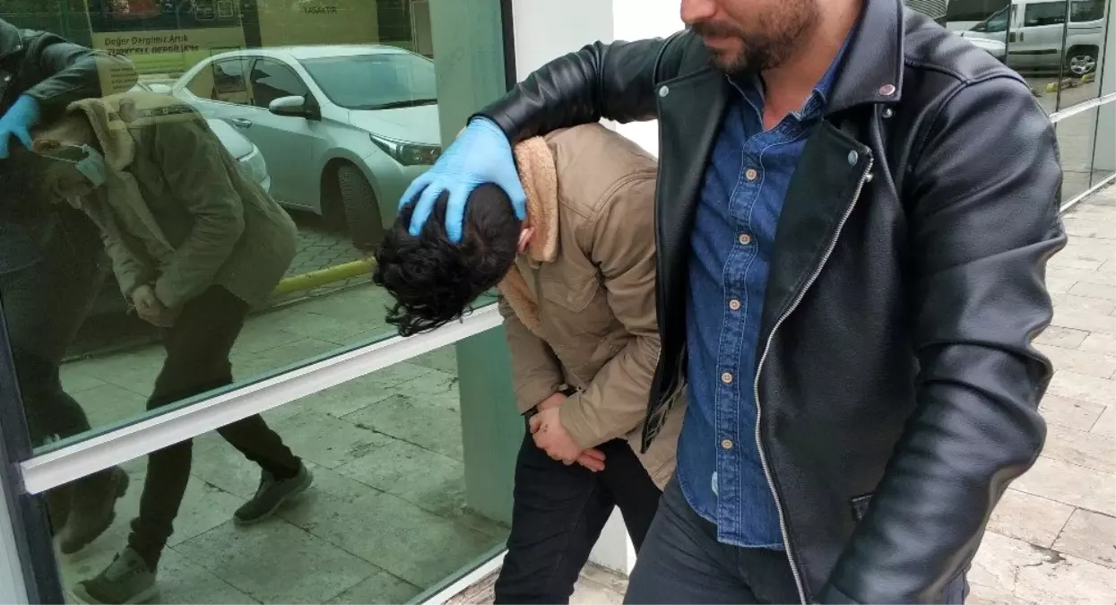 Uyuşturucu ticaretinden 2 kişi tutuklandı