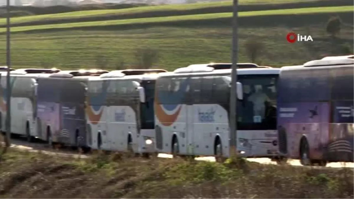 Yabancı uyruklu yolcuların yurda alımı devam ediyor