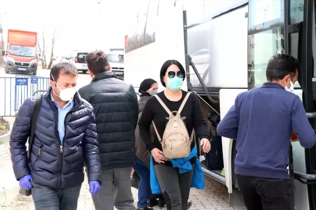 Yurt dışından gelen 168 kişi Bolu'da yurda yerleştirildi Yurt dışından gelen 168 kişi Bolu'da yurda yerleştirildi