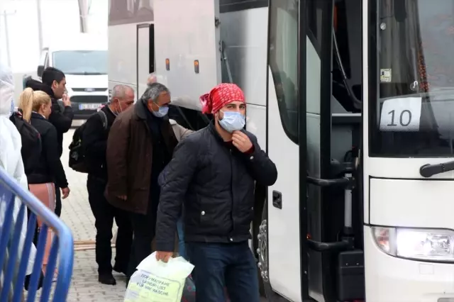 Yurt dışından gelen 168 kişi Bolu'da yurda yerleştirildi Yurt dışından gelen 168 kişi Bolu'da yurda yerleştirildi
