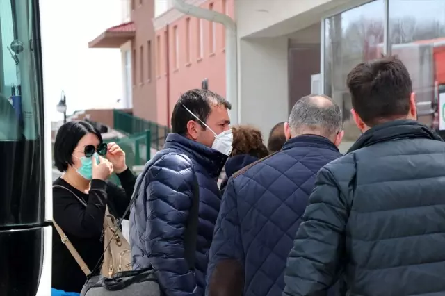 Yurt dışından gelen 168 kişi Bolu'da yurda yerleştirildi Yurt dışından gelen 168 kişi Bolu'da yurda yerleştirildi