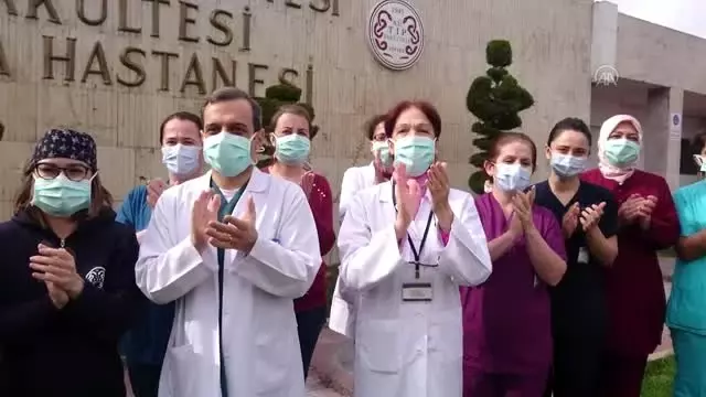 Ankara Üniversitesi hekimleri ile sağlık çalışanlarından 'evde kal' çağrısı Ankara Üniversitesi hekimleri ile sağlık çalışanlarından 'evde kal' çağrısı