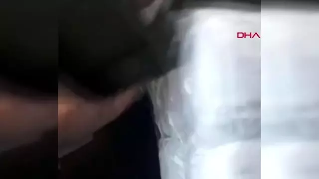 ANTALYA Otomobilde 50 bin kaçak tıbbi maske bulundu ANTALYA Otomobilde 50 bin kaçak tıbbi maske bulundu