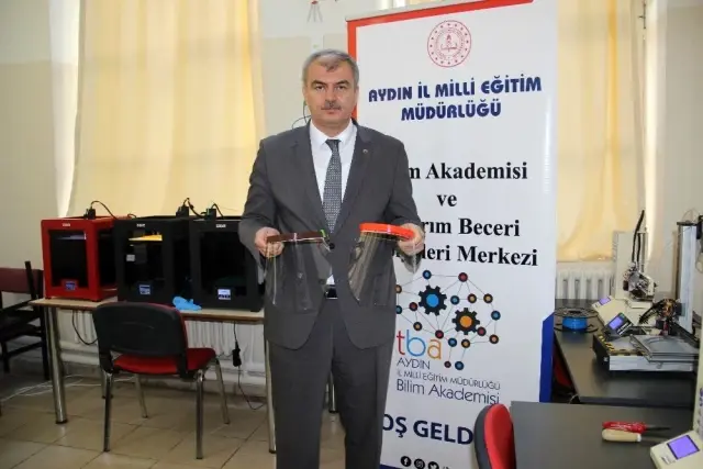 Aydın İl Milli Eğitim Müdürlüğü, virüse karşı 3D'li mücadele başlattı