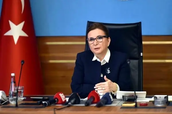 Bakan Pekcan: Bakü-Tiflis-Kars demir yolu iş dünyasının hizmetine açık Bakan Pekcan: Bakü-Tiflis-Kars demir yolu iş dünyasının hizmetine açık