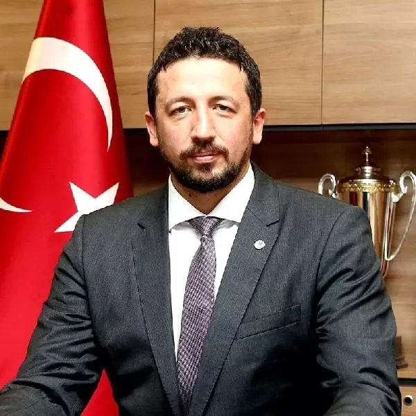 Hidayet Türkoğlu, Fenerbahçe'ye geçmiş olsun dileklerini iletti