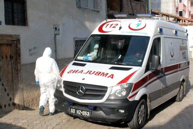 Karantinada bulunduğu hastaneyi izinsiz terk eden şahıs, evinde yakalandı