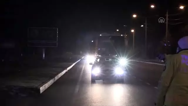 KKTC'den getirilen 170 öğrenci ve 14 tır şoförü, Niğde'de yurda yerleştirildi KKTC'den getirilen 170 öğrenci ve 14 tır şoförü, Niğde'de yurda yerleştirildi
