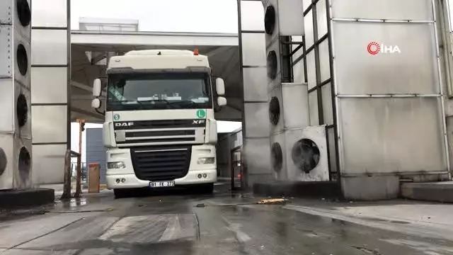 Ticaret Bakanı Pekcan, 'Temassız Dış Ticaret' çalışmalarını değerlendirdi Ticaret Bakanı Pekcan, 'Temassız Dış Ticaret' çalışmalarını değerlendirdi