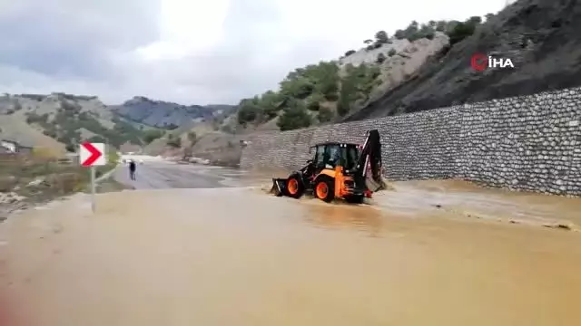 Adıyaman’da sel yıktı geçti