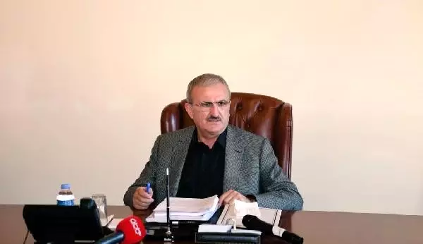 Antalya Valisi Karaloğlu: Vatandaşımızın otokontrol yapması lazım