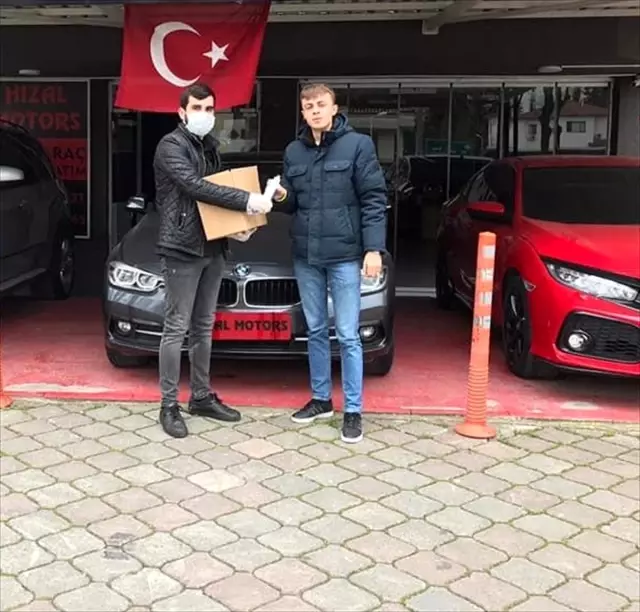 Avrupa Satranç Şampiyonu Çelik ücretsiz dezenfektan dağıttı Avrupa Satranç Şampiyonu Çelik ücretsiz dezenfektan dağıttı