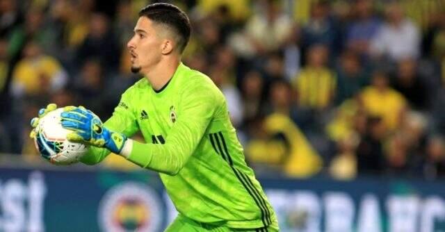 Bayern Münih'in Altay Bayındır'a talip olduğu iddia edildi Bayern Münih'in Altay Bayındır'a talip olduğu iddia edildi