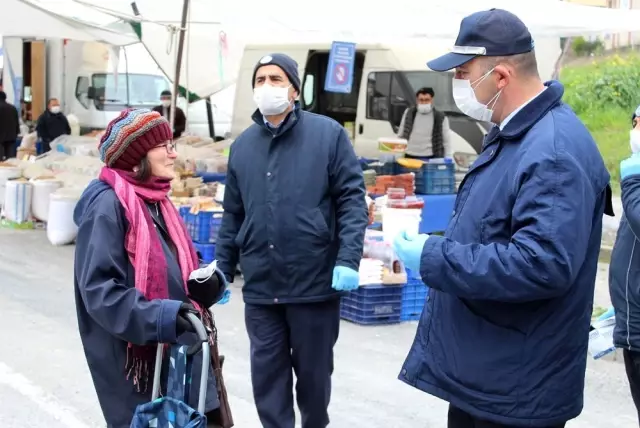 Büyükçekmece'de pazar tezgahlarına Korona virüs denetimi