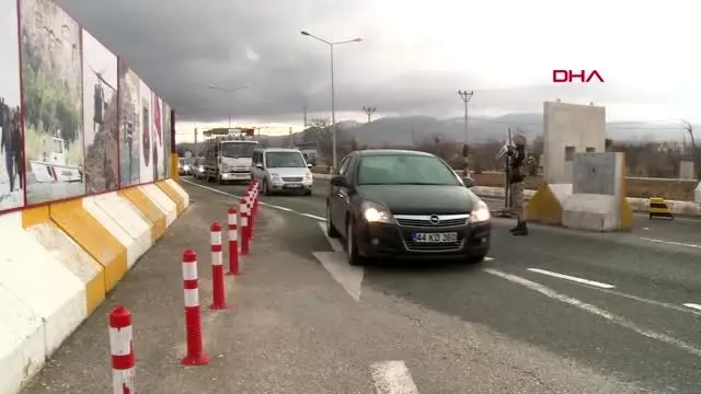 Elazığ'da giriş ve çıkışlar kontrol altına alındı Elazığ'da giriş ve çıkışlar kontrol altına alındı