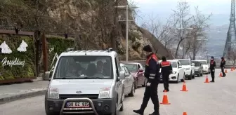 Harput: Elazığ'da Pandemi Kurulu kararıyla tarihi Harput Mahallesi'ne ziyaret kısıtlaması Harput: Elazığ'da Pandemi Kurulu kararıyla tarihi Harput Mahallesi'ne ziyaret kısıtlaması